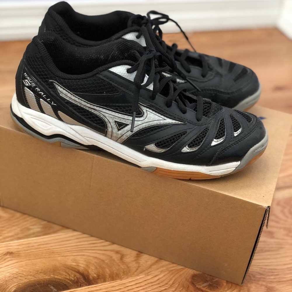 Tennis shoe and zip up bundle